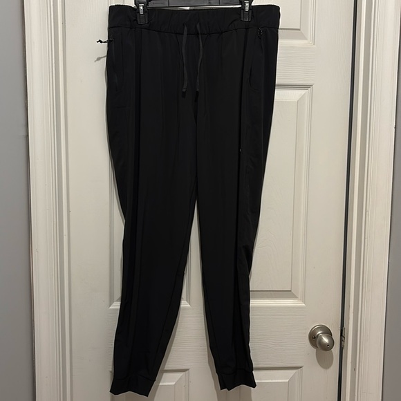Patagonia joggers - Picture 1 of 7